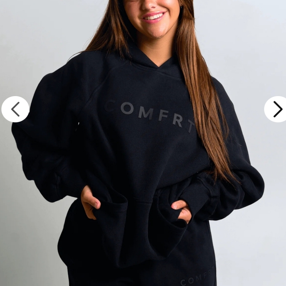 Black Oversized COMFRT Hoodie